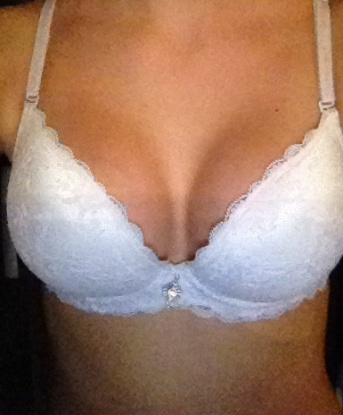 Мое тело выглядит просто совершенным 😇 - пышные и упругие формы, нежная кожа, взгляд, от которого растают сердца. Я готова исполнить твои самые сокровенные фантазии 😏. Со мной ты познаешь настоящий экстаз и покой 🔥. У меня много опыта и секретов, которые я с радостью покажу только тебе 👄. Страсть, нежность, разнообразие - все это возможно со мной в Москве. Мои сердцеедкие отзывы говорят сами за себя, и мои фото не нуждаются в обработке. Увидимся скоро, милый! 💋 6002, 35 лет